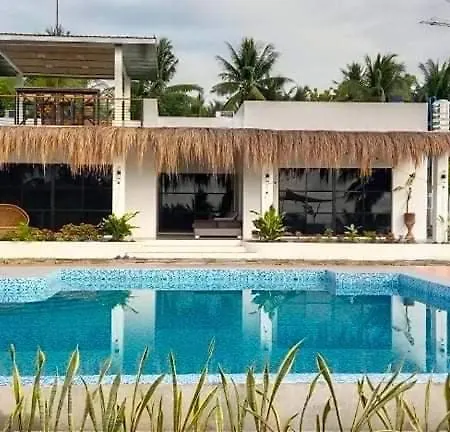 Luxe Bohemian Villa In Poblacion, Santander, Cebu
